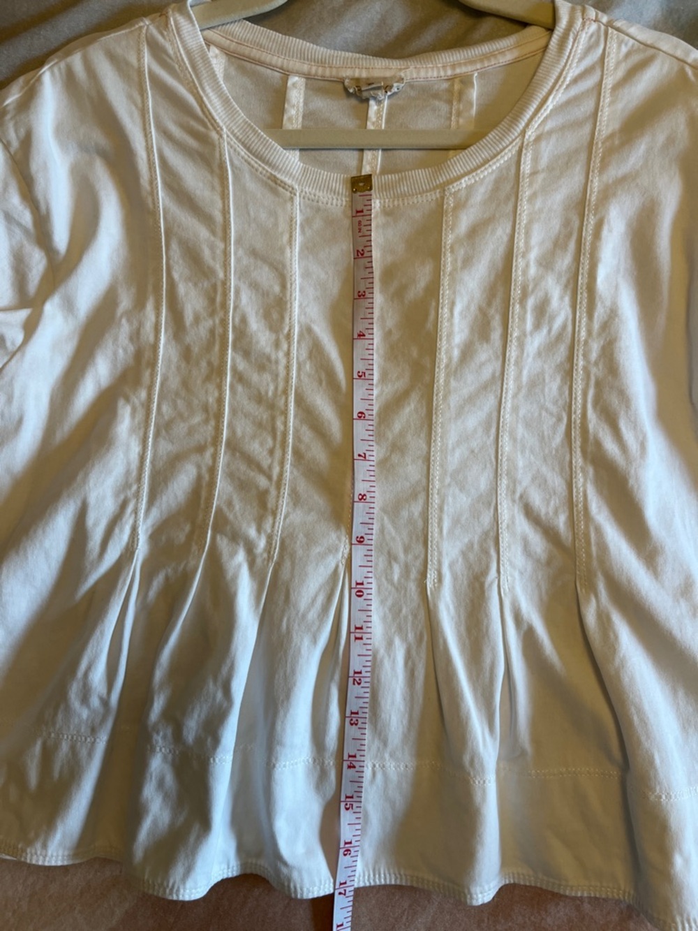 Anthropologie Pilcro White Short-Sleeve Pintuck Front Tee - Picture 5 of 5